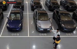 افت شدید فروش تسلا در چین