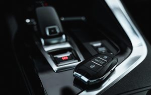 معیارهای کیفیت لوازم لوکس خودرو؛ چگونه انتخابی آگاهانه و مطمئن داشته باشیم؟