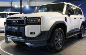 سازمان استاندارد واردات پرادو و لندکروز را به ایران تایید کرد