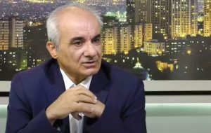 لزوم ادامه روند خصوصی‌سازی در صنعت خودرو