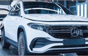 خودرو برقی؛ غرب ترمز می‌گیرد، چین گاز می‌دهد!