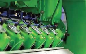 رنو نخستین روغن‌های موتور کم‌کربن را در اروپا عرضه کرد