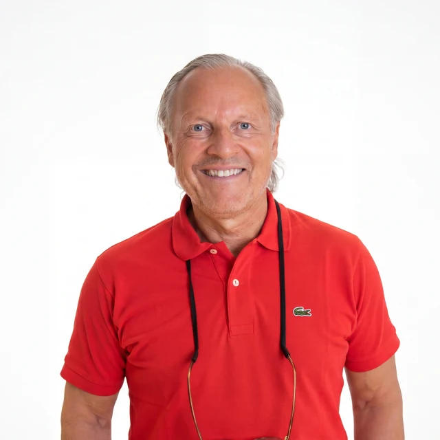 Dr. Steffen G. Tschackert
