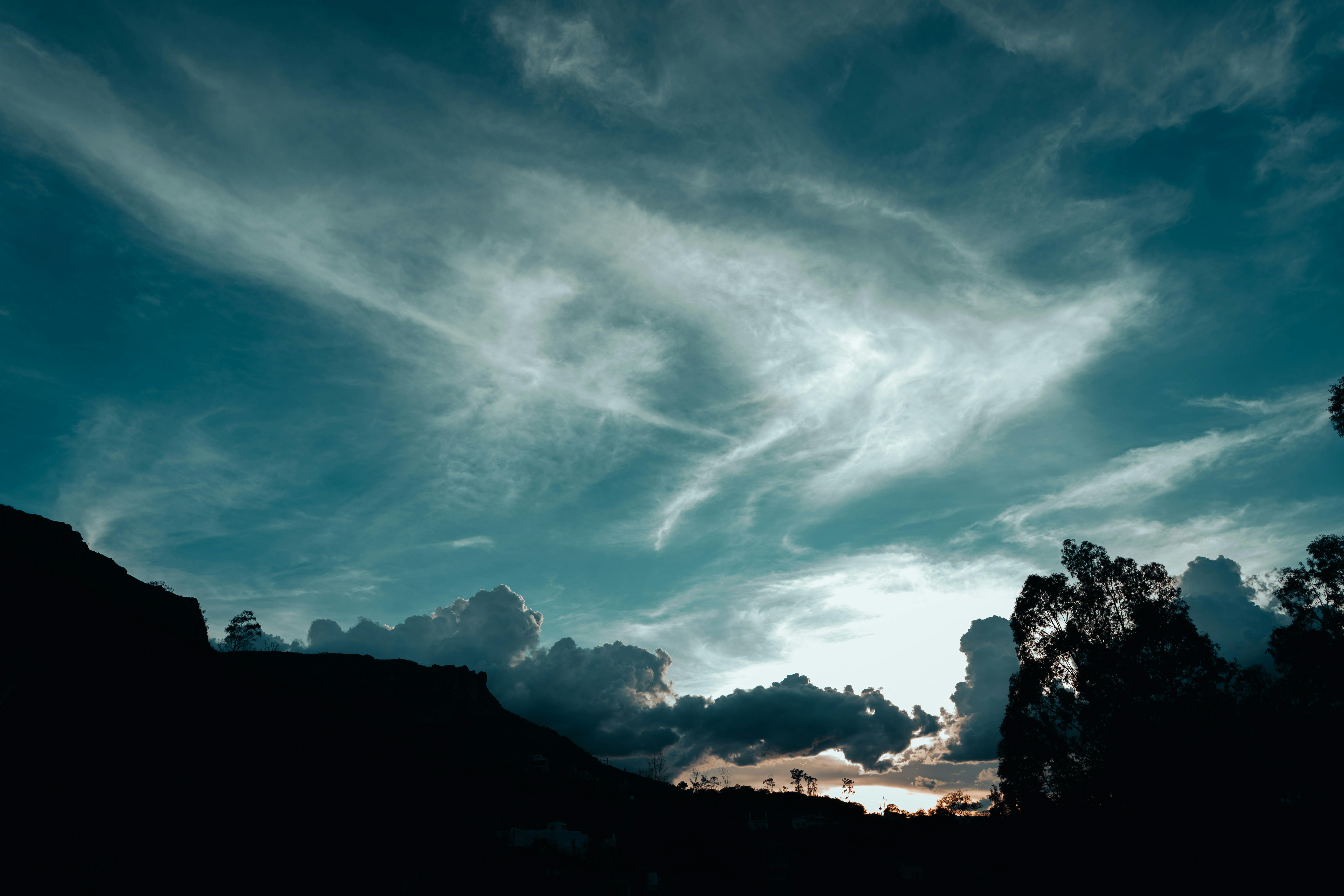 现代代理技术栈详解：协议、传输与安全