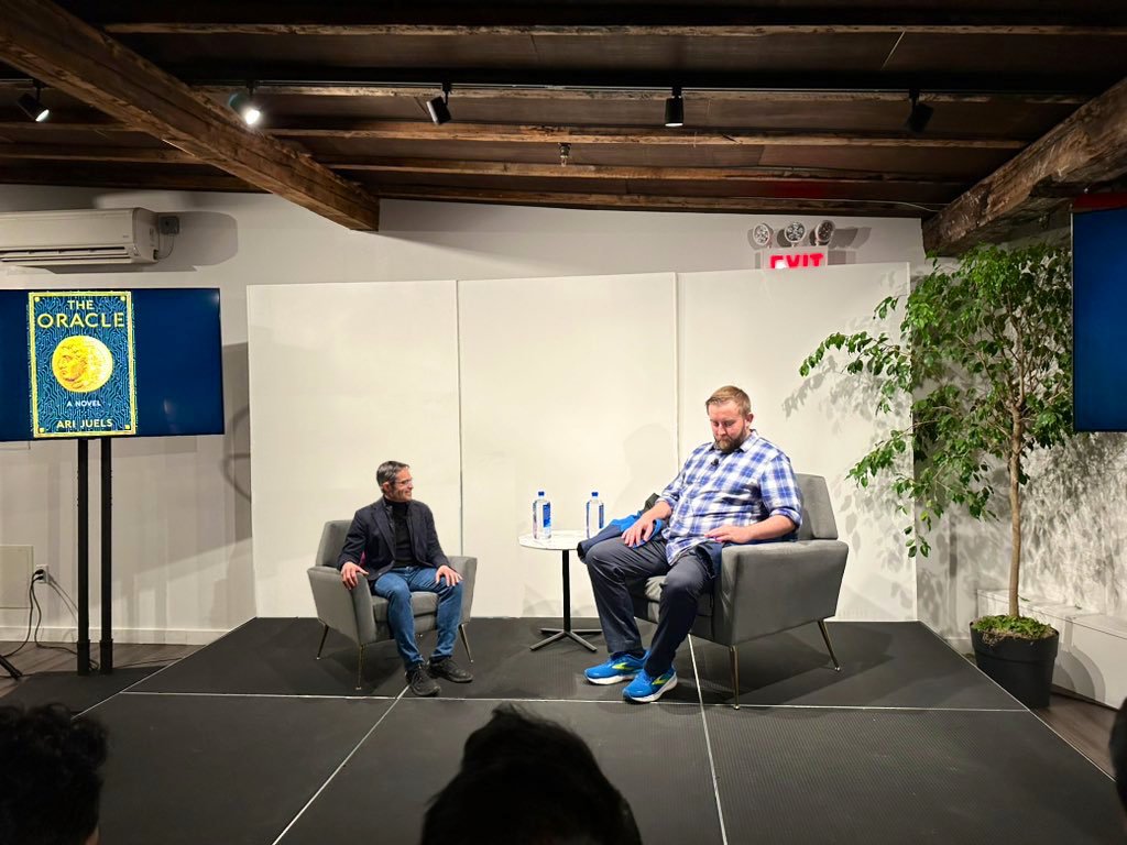 7abaa1478ca9d44d51c7613ee669f689