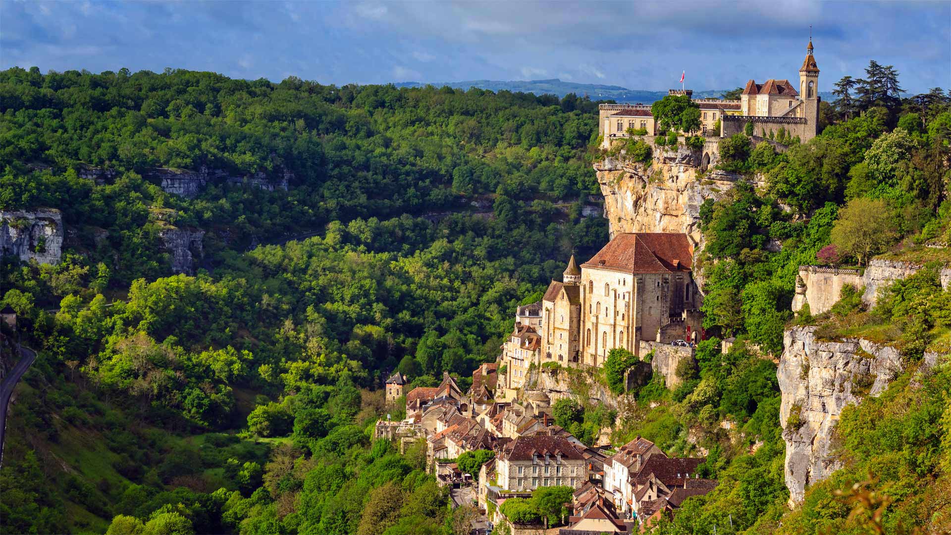 Rocamadour, France - Rrrainbow/Getty Images)