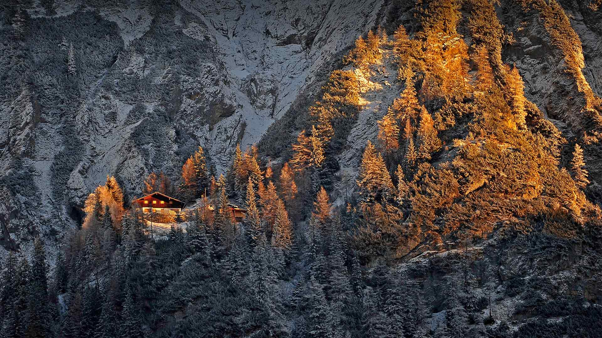 Mittenwalder Hütte in the Bavarian Alps of Germany - Sebastian Frölich/Offset by Shutterstock)