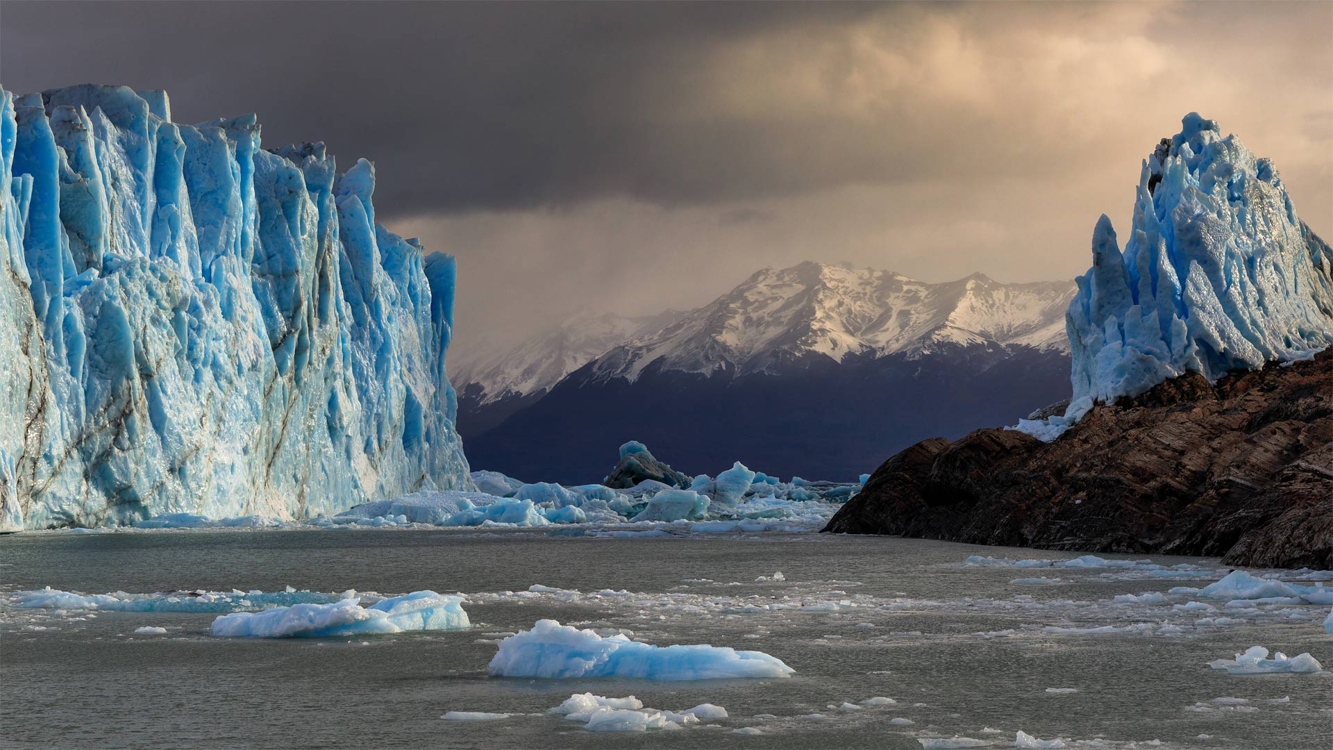 Perito Moreno Glacier in Patagonia's Los Glaciares National Park, Argentina - Juergen Schonnop/Getty Images)