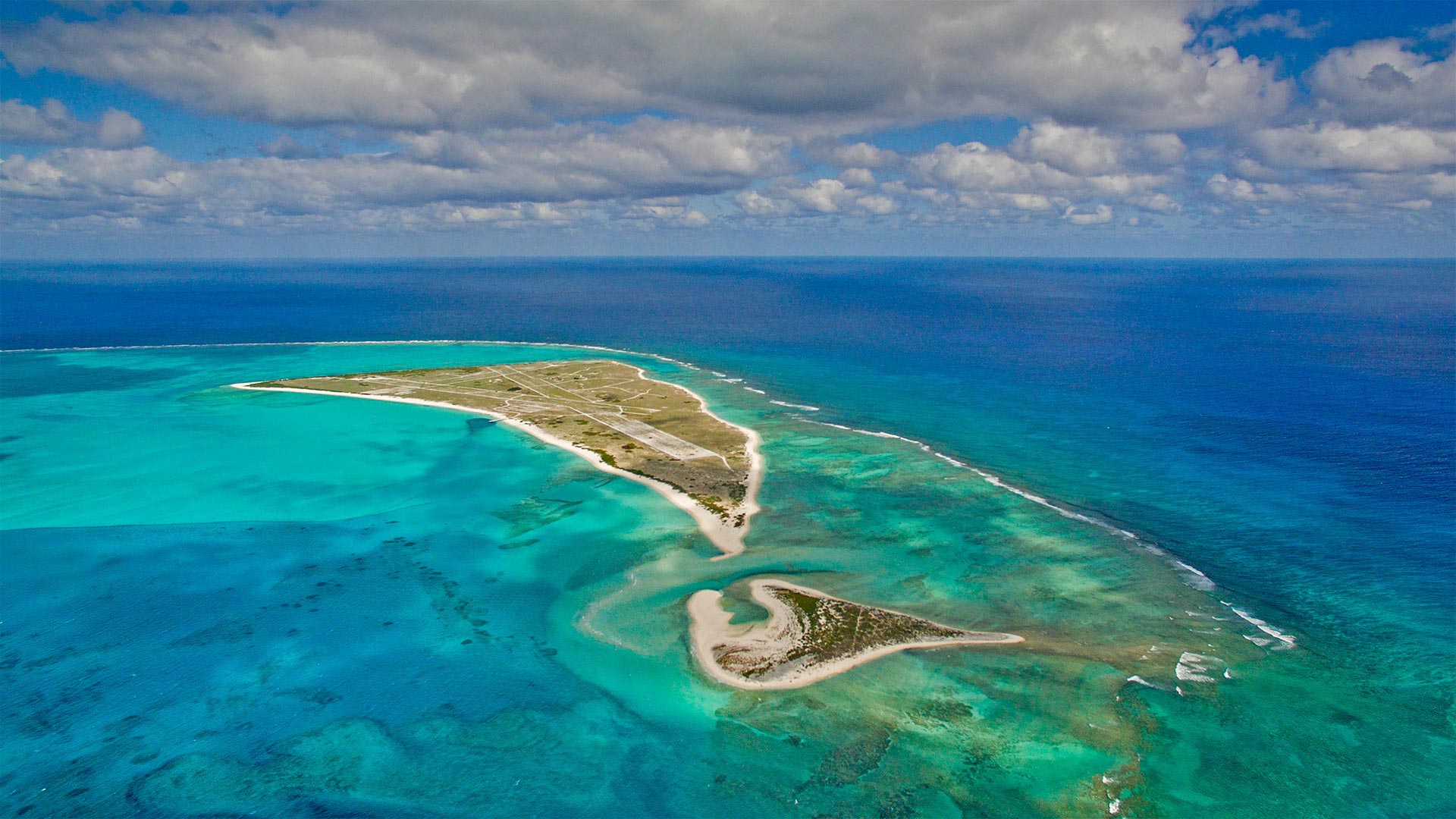Eastern Island and Spit Island, Midway Atoll - Ian Shive/Tandem Stills + Motion)