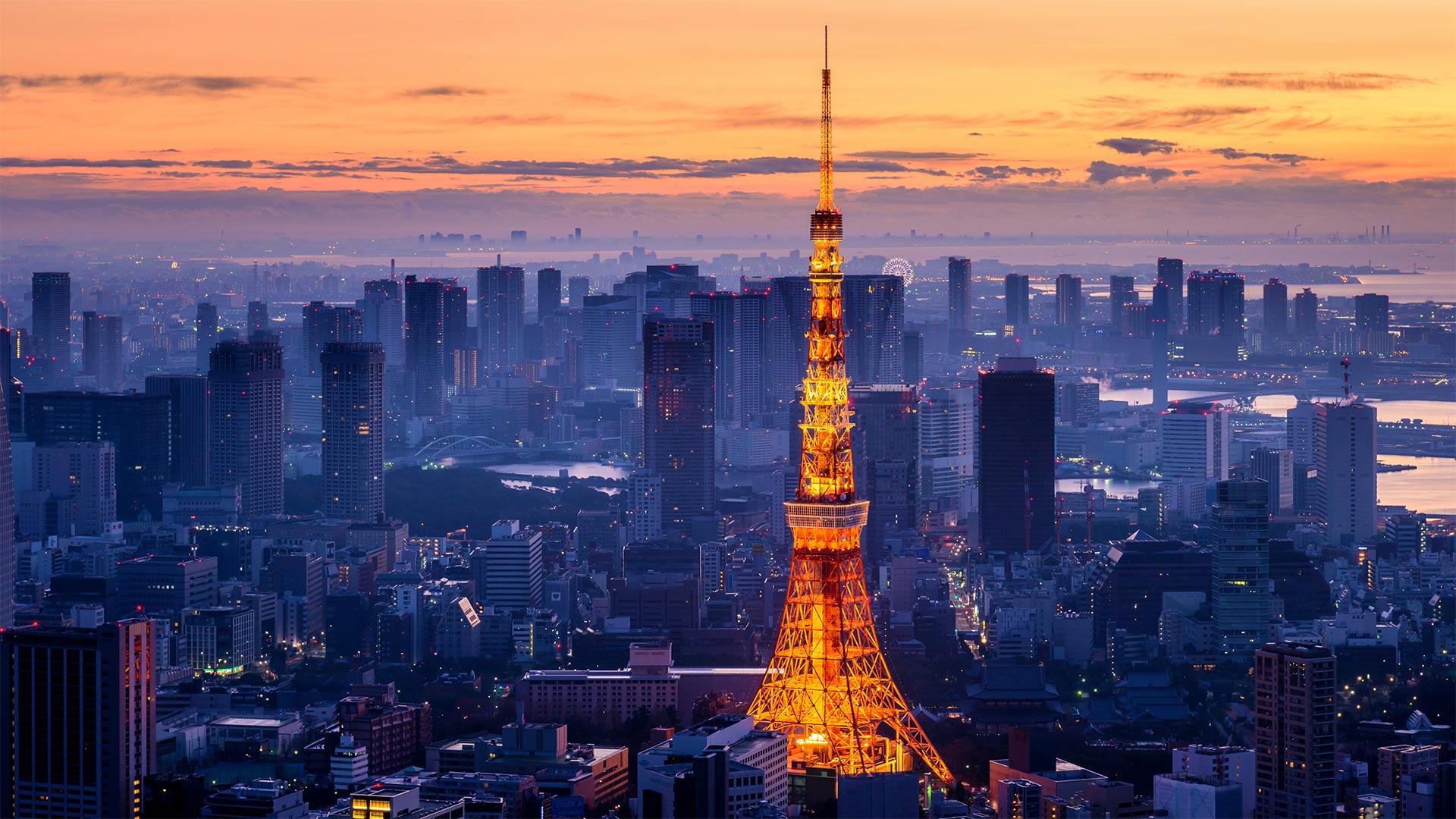 Tokyo Tower in Minato City, Tokyo, Japan - Yukinori Hasumi/Getty Images)