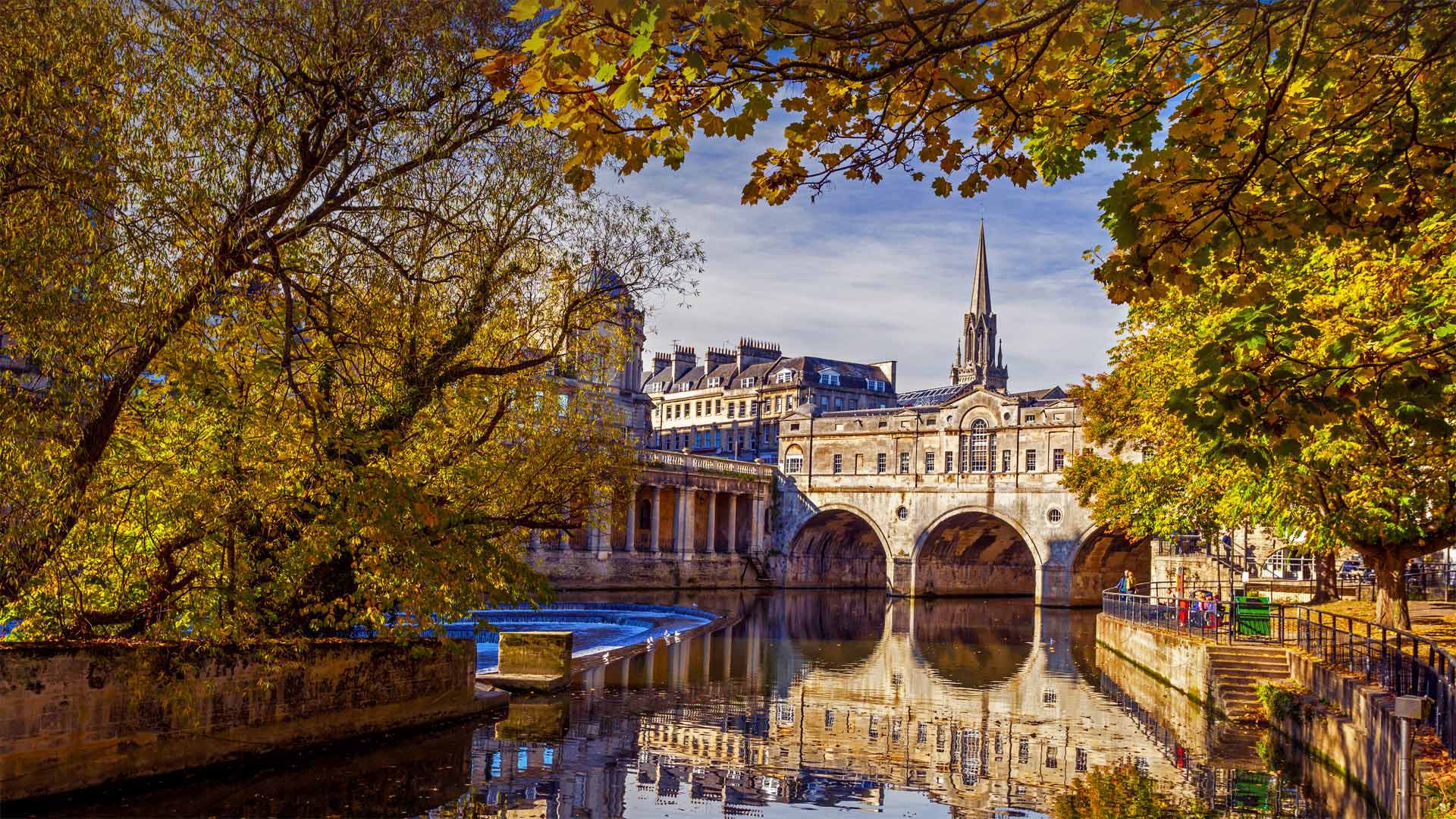 River Avon in Bath, England - Robert Harding World Imagery/Offset by Shutterstock)