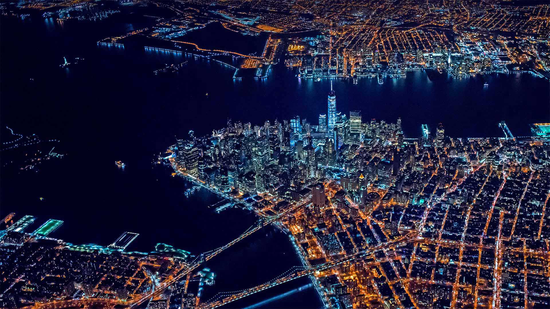 Lower Manhattan in New York City - New York On Air/Offset/Shutterstock)