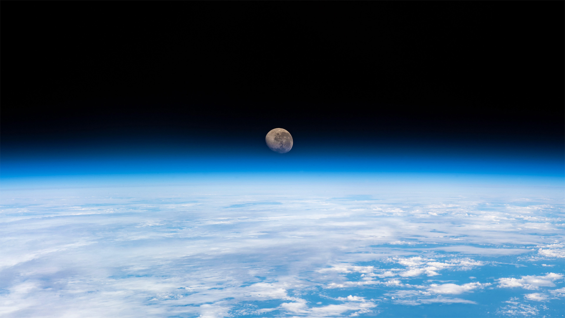 Waning gibbous moon above the Earth's horizon, photographed from the International Space Station - NASA)