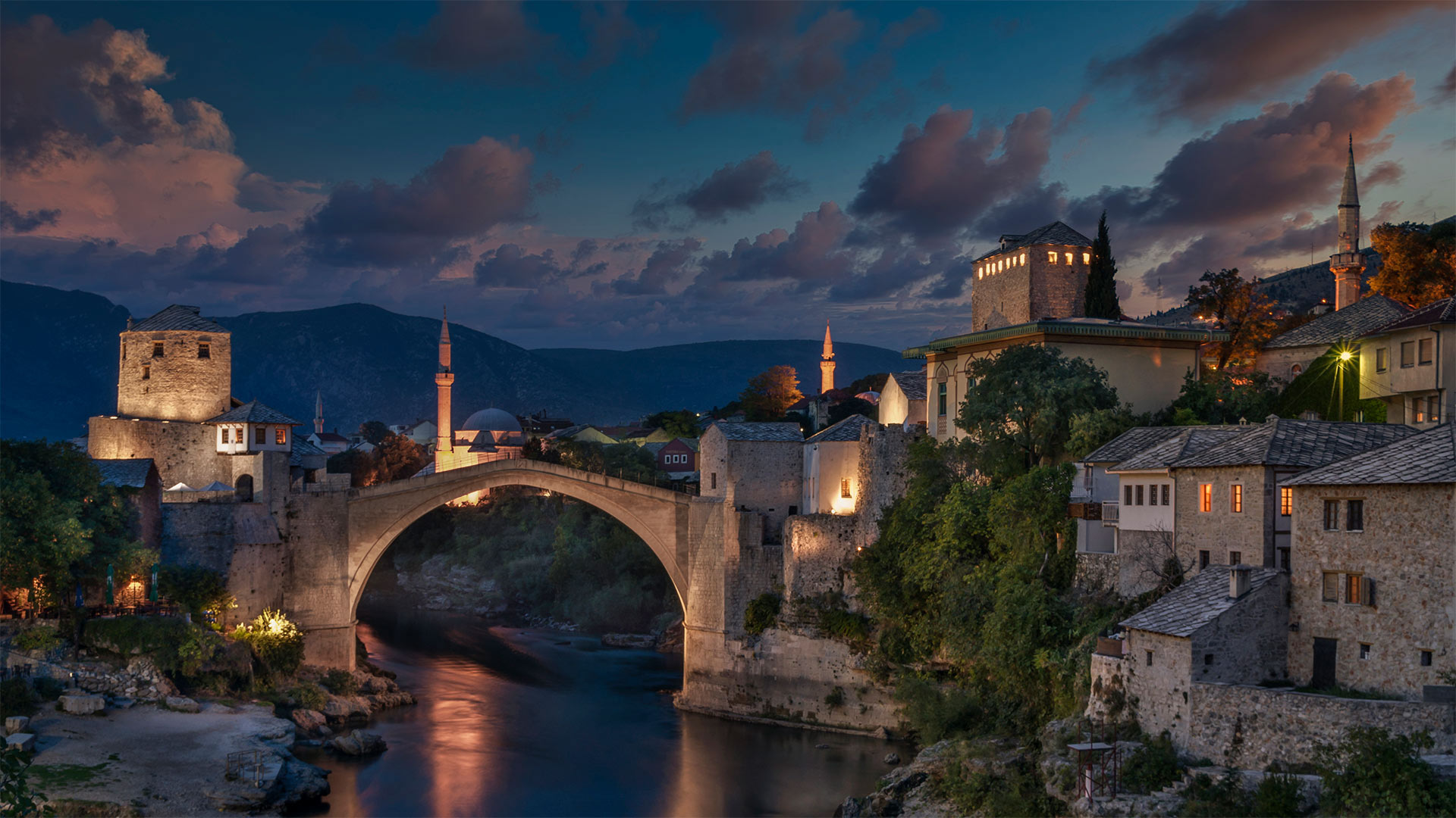 Stari Most in Mostar, Bosnia and Herzegovina - Ayhan Altun/Getty Images)