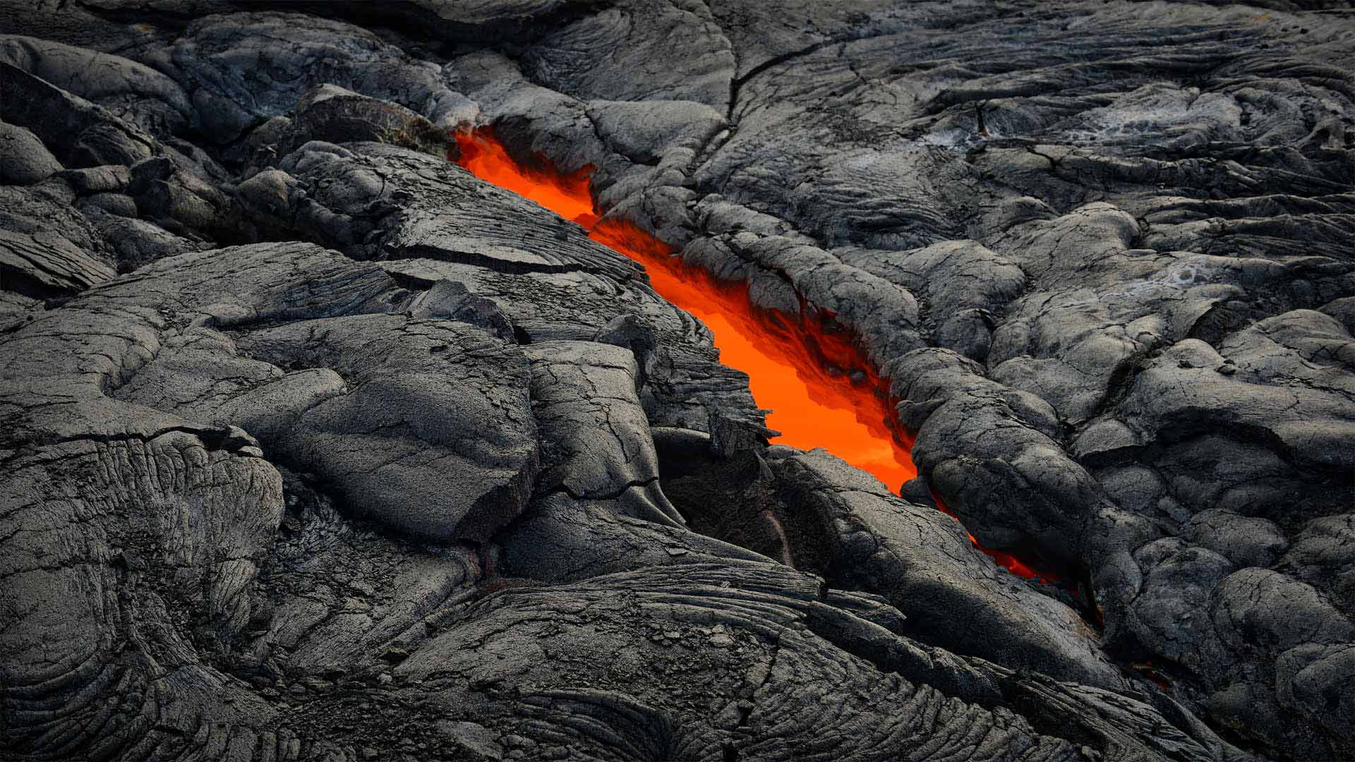 An active lava tube, Hawai'i Volcanoes National Park, Hawaii - Tom Schwabel/Tandem Stills + Motion)