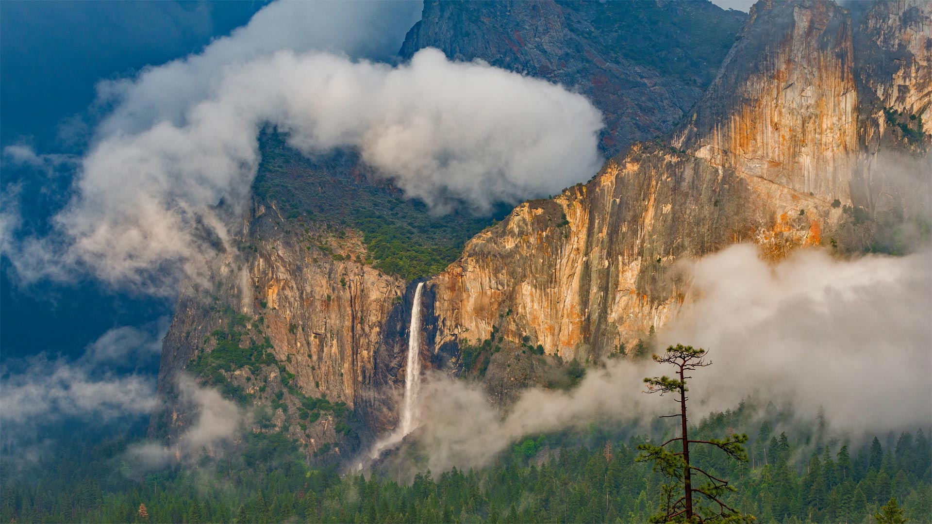 Bridalveil Fall, Yosemite National Park, California - Jeff Foott