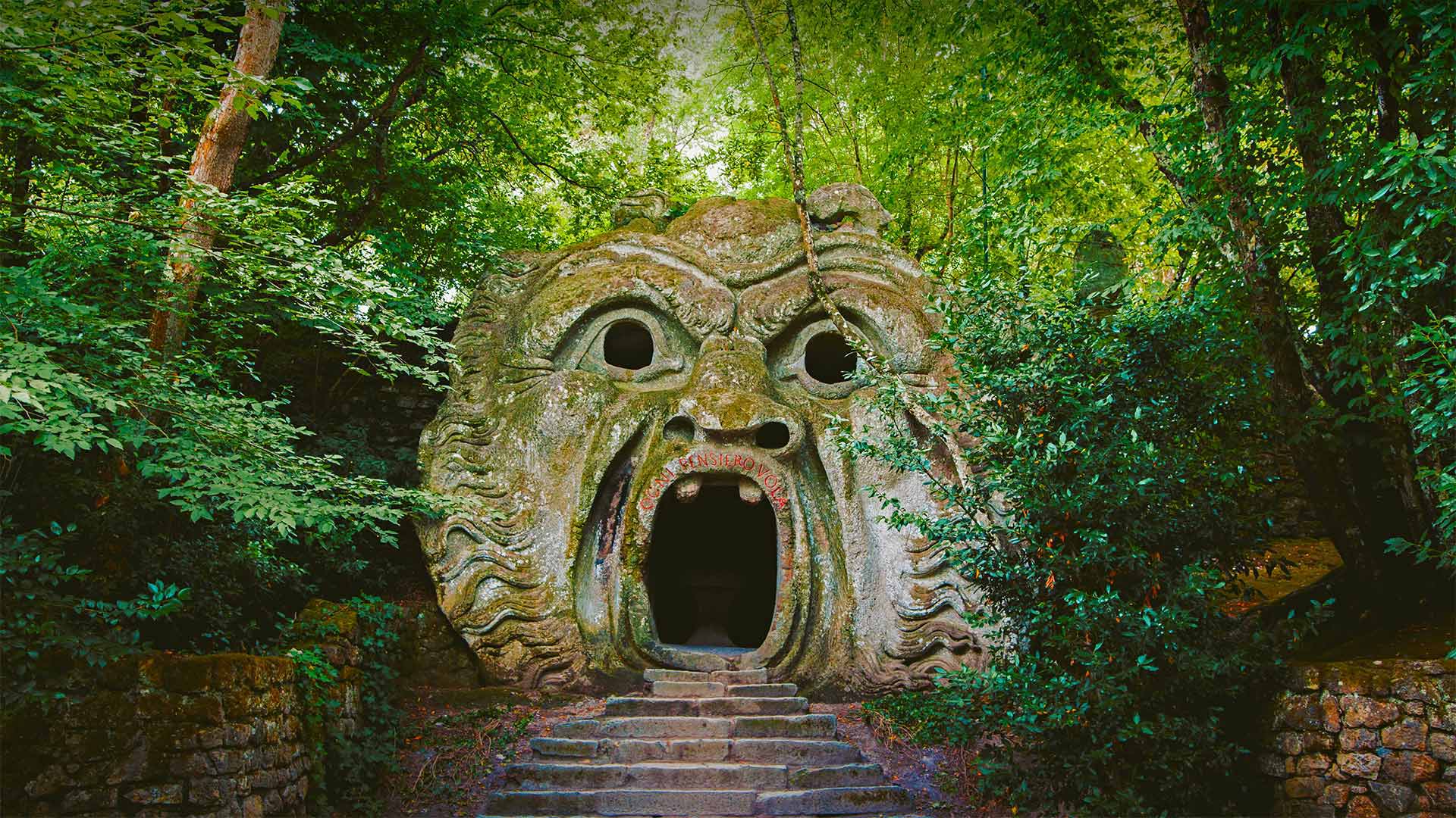 Orcus sculpture in the Gardens of Bomarzo in Bomarzo, Italy - Scott Wilson/Alamy)