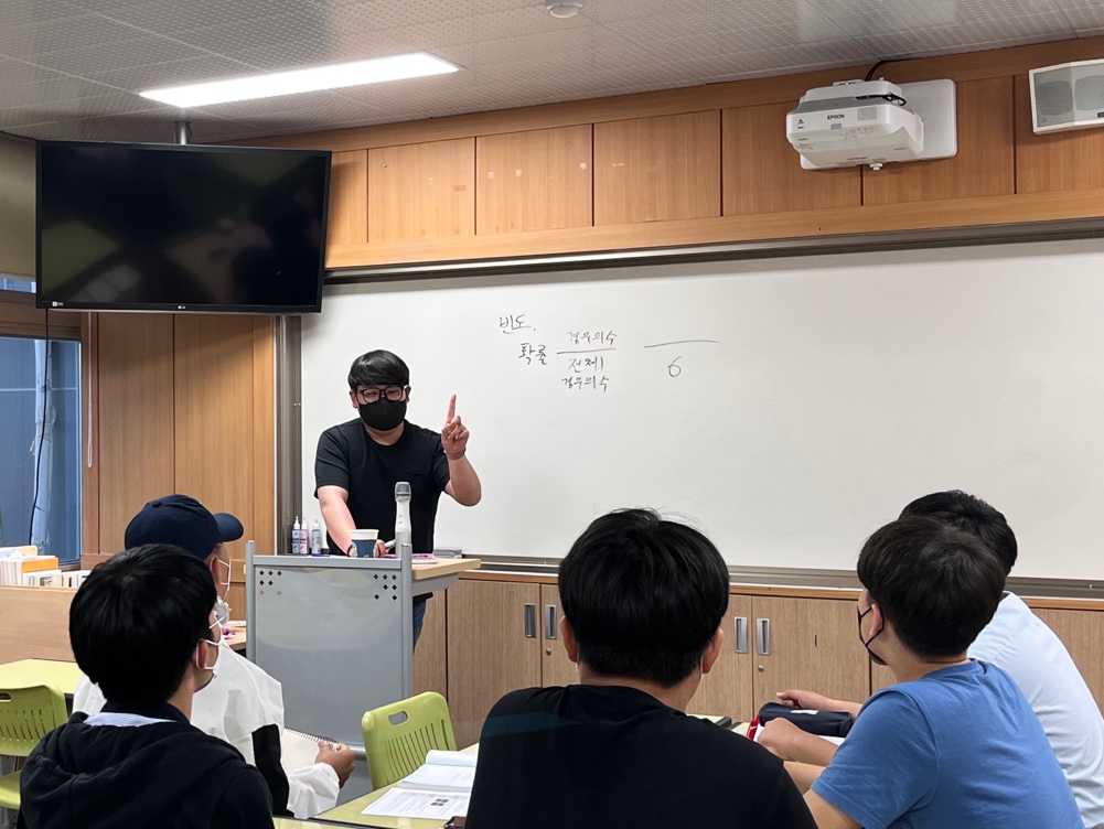 뇌과학에 발을 들이면서 (2022)