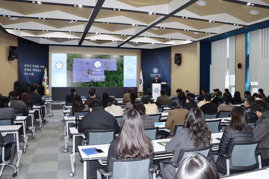 챗GPT의 원리와 활용 방안, 미래의 파급 효과 (2023)