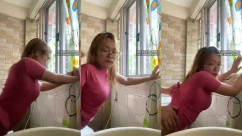 Thumbnail video: CEWE BERTATO MALAY HYPERSEX - (15)