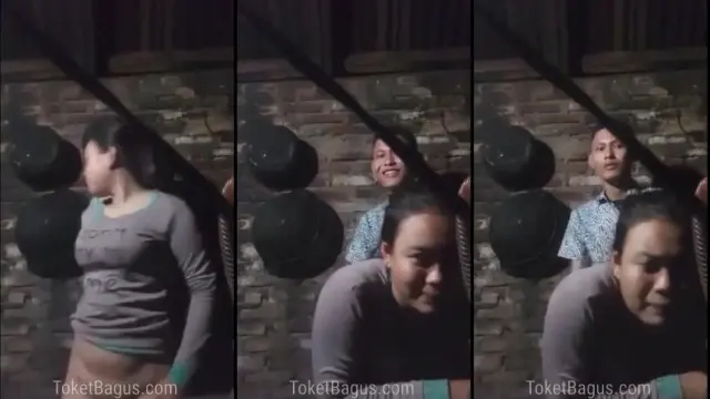 adek kakak maen di dapur