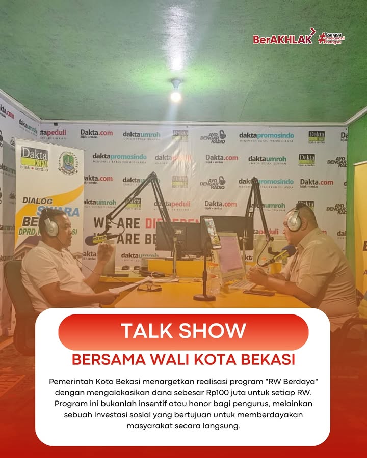 Wali Kota Bekasi Dr. Tri Adhianto didampingi Asist