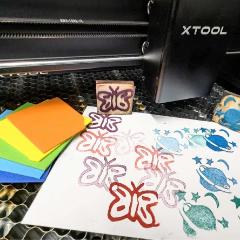 [Workshop] Un[box] think[box]: Make Your Own Stamp!
