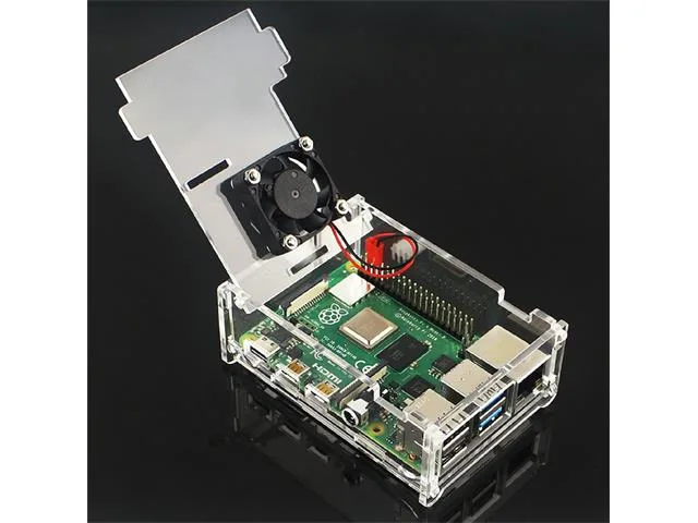CMU RASPBERRY PI 4B CLR ENCL+FAN