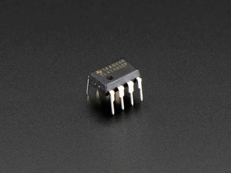 Op Amp - Dual Rail-to-Rail - 2.7-6V power @ 80mA output
