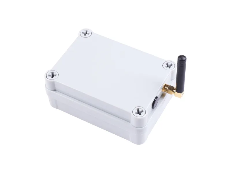 Wio ESP32 CAN Dev Kit - embedded STM32WLE5JC&ESP32-C3, supports WiFi/Bluetooth&CAN FD&CAN2.0