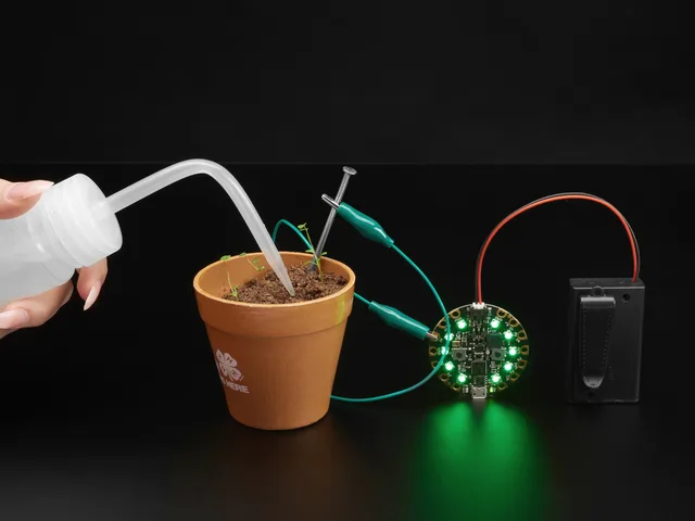 4-H Grow Your Own Clovers Kit with Circuit Playground Express