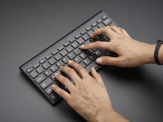 Mini Wireless Keyboard - Black w/ Batteries