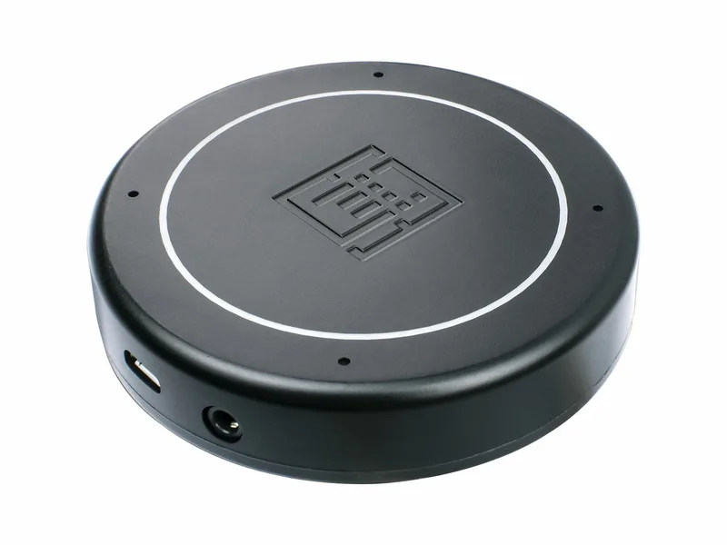 reSpeaker XMOS XVF3000 with Case - AI-powered 4-Mic USB Array