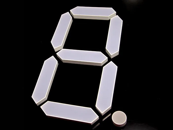7 Segment Display - 8 Inches - Green