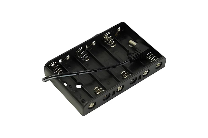 Discover the 6xAA Battery Holder for Arduino Projects ⚡
