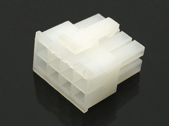 Eight pin connector