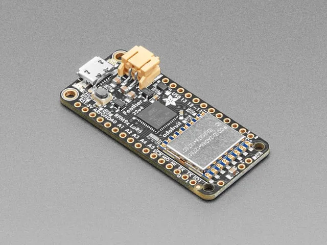 Adafruit Feather 32u4 RFM95 LoRa Radio- 868 or 915 MHz