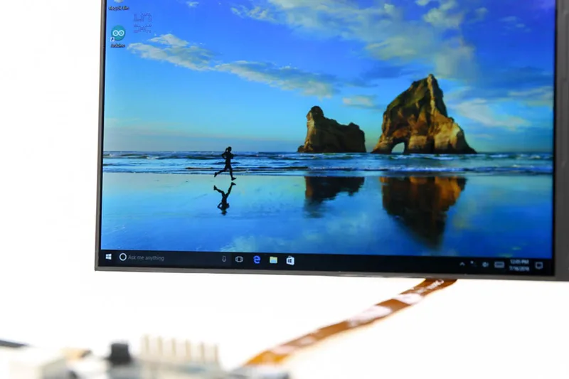 Transform Your LattePanda V1 with 10.1" IPS Display!