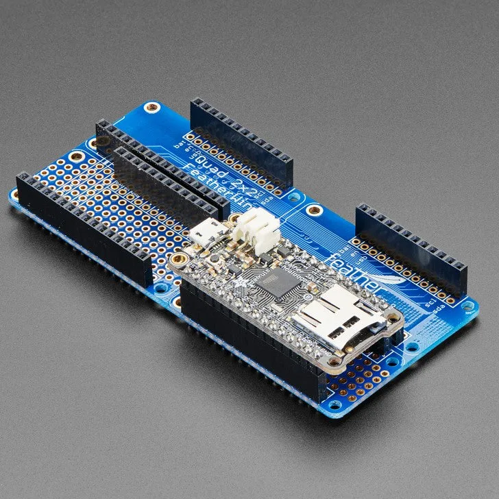 FeatherWing - Quad 2x2 ボード（ピンソケット付き）