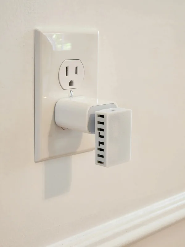 MTR-1 Male USB-C Wall Adapter