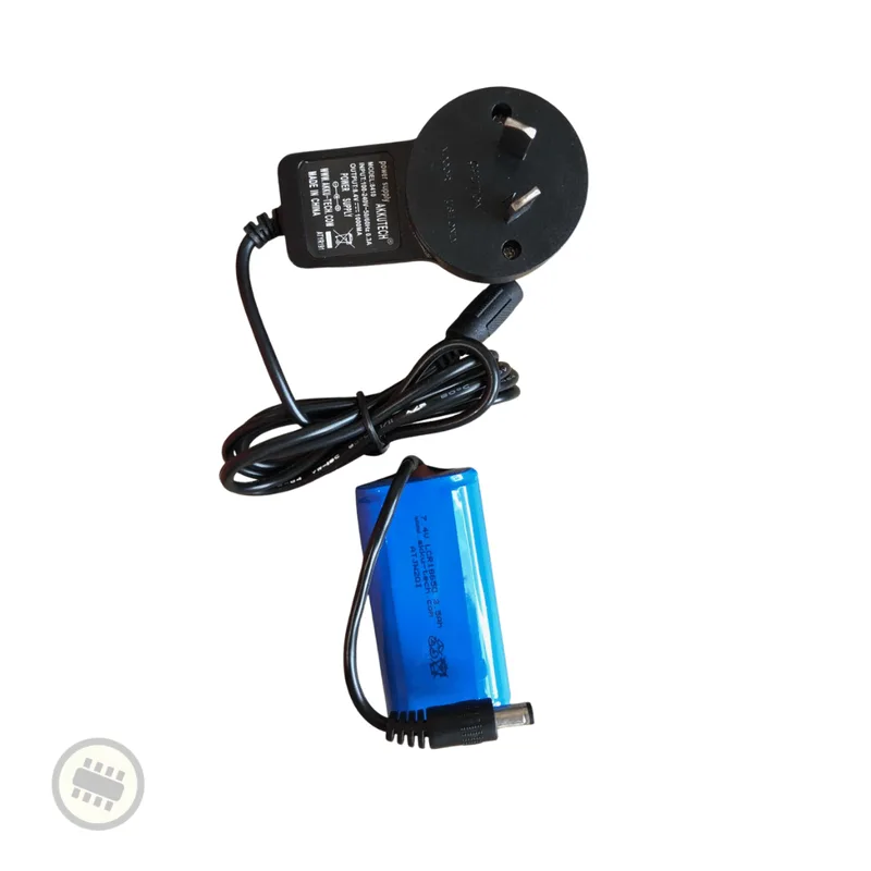 Polymer Lithium Ion Battery (LiPo) 7.4V 3.34Ah & Compatible charger