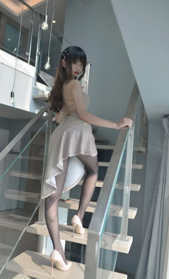 雪琪SAMA 写真作品套图合集[持续更新2026.05.07]-佳人轩
