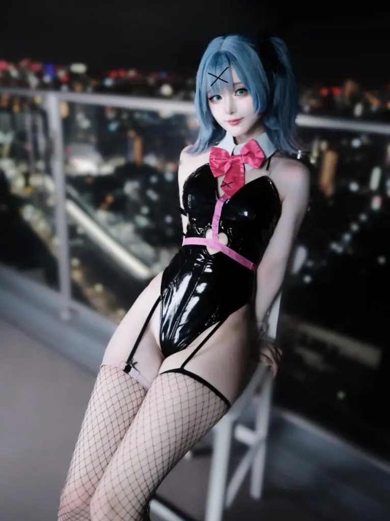幼愛youmeko 初音未来兔子洞兔女郎 [28P-575MB]-佳人轩
