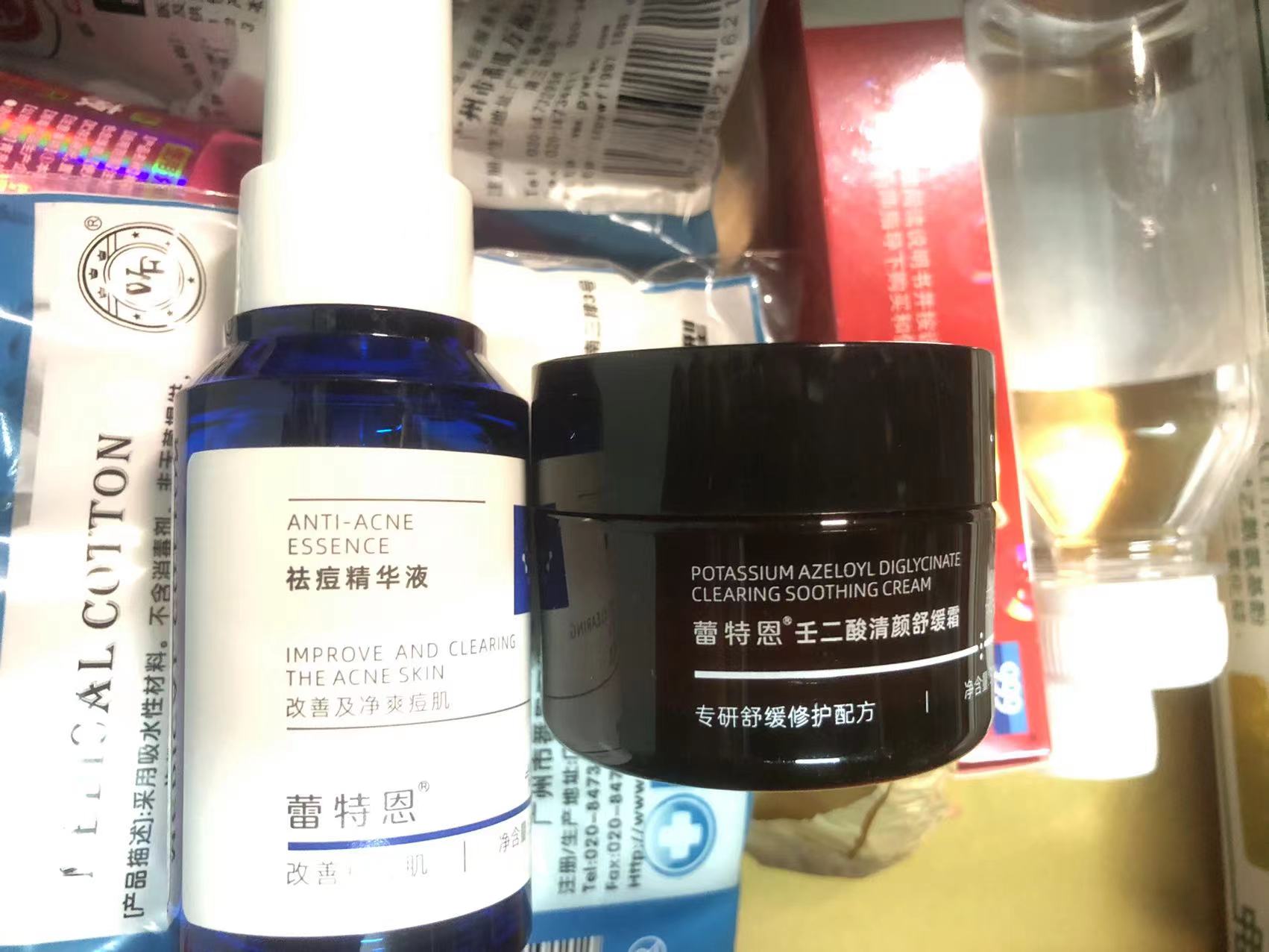 已被闲置的护肤品