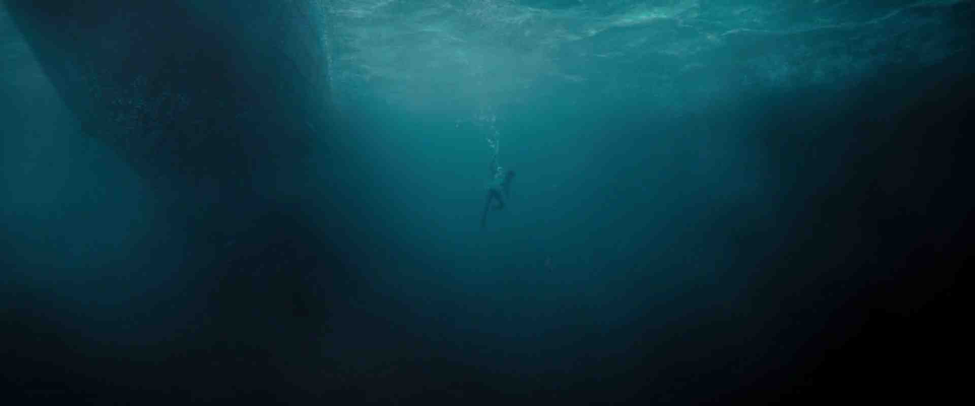 the-secret-life-of-walter-mitty-wrong-way-under-sea.jpg