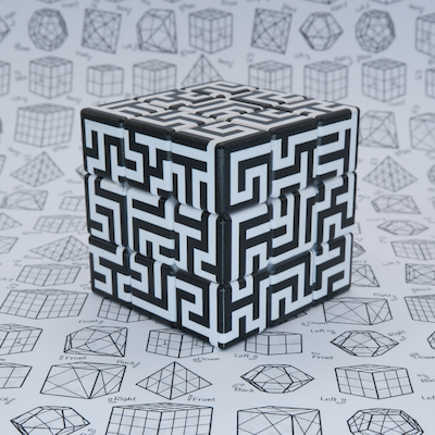 VCube-Maze
