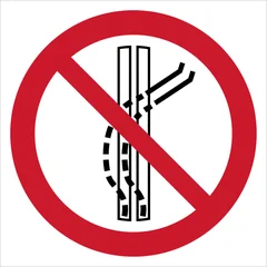 Do not leave the tow-track