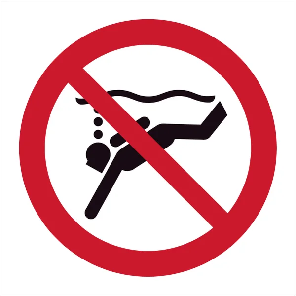 ISO 7010 P051 No sub-aqua diving sign — Prohibition safety pictogram