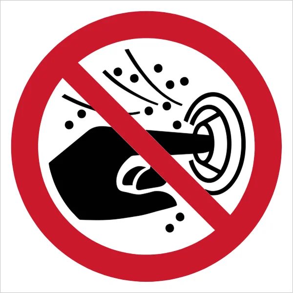 ISO 7010 P070 Do not put finger into the nozzle of a hydromassage sign — Prohibition safety pictogram