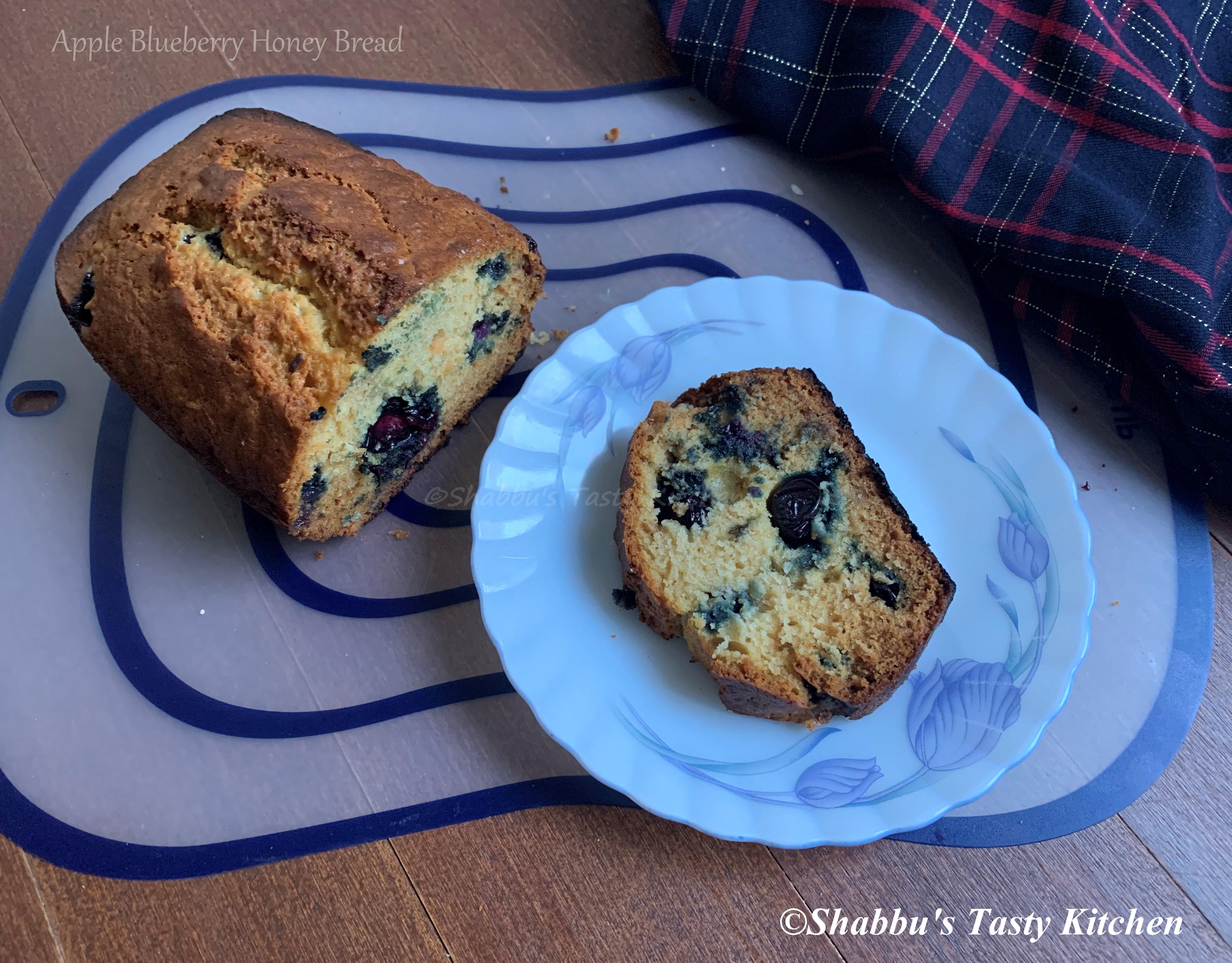 apple-blueberry-honey-bread